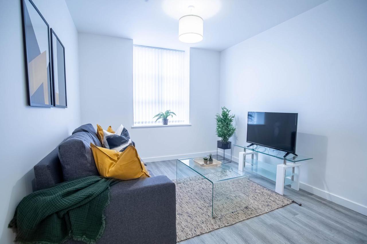 Luxury Apartments Available Next To Train Station - The Wallgate Apartments Wigan - Free Parking Экстерьер фото